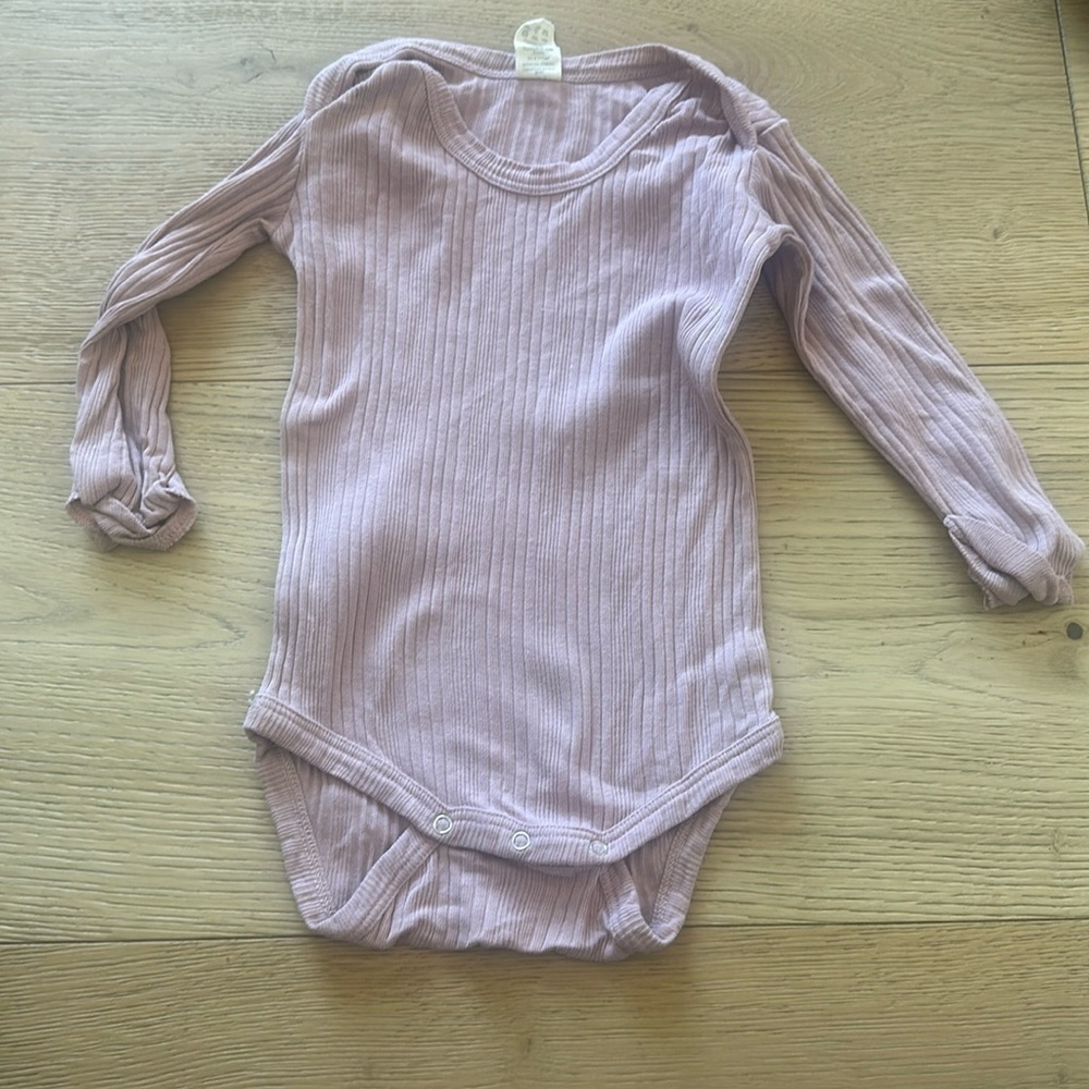 Kate Quinn pink ribbed onesie 6/12m organic cotton